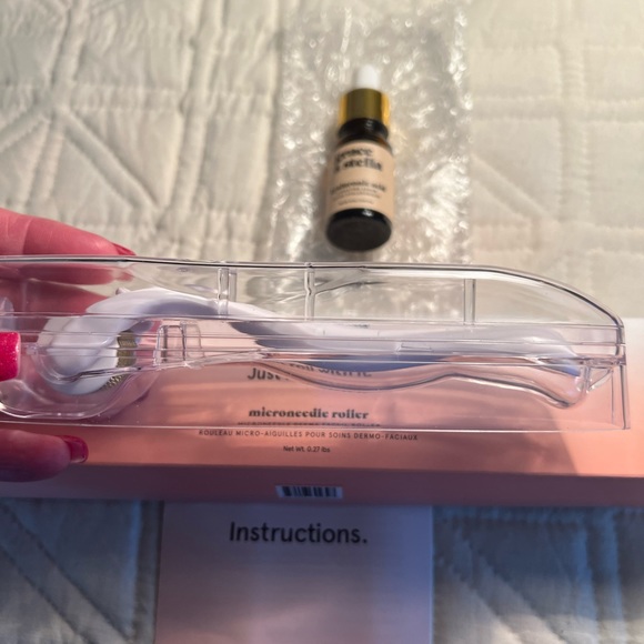 NWOT Grace & Stella micro needling roller with serum - Picture 6 of 12